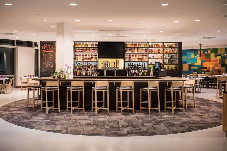 Food & Drinks 5, The Hotel At Oberlin, Lorain