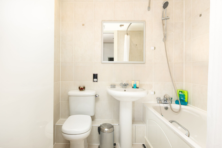 Bathroom 3, River view Luxury 3bed flat with views, London