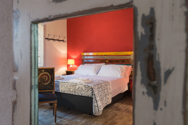 Bedroom 4, Civicouno Campiglia B&B, Livorno