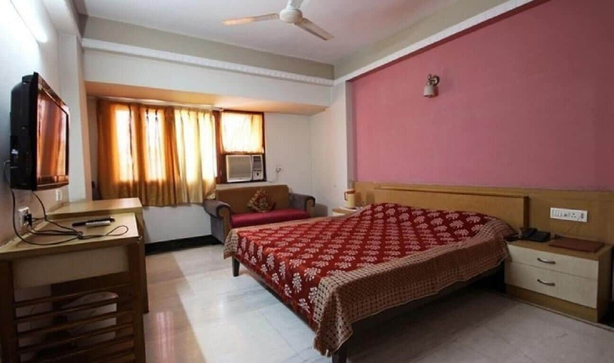 Bedroom 3, Hotel Shrinathinn, Rajsamand