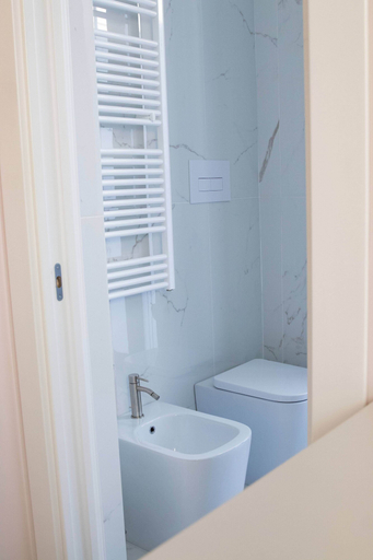 Bathroom 5, Milazzo INN AiMori, Messina