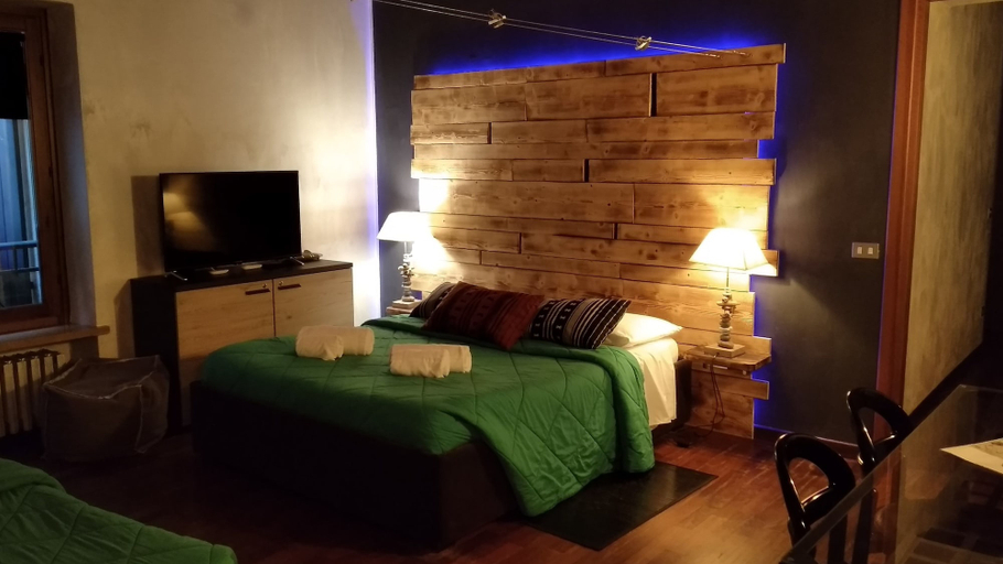 Bedroom 4, Marconi Rooms - Porta Leoni Suite, Verona