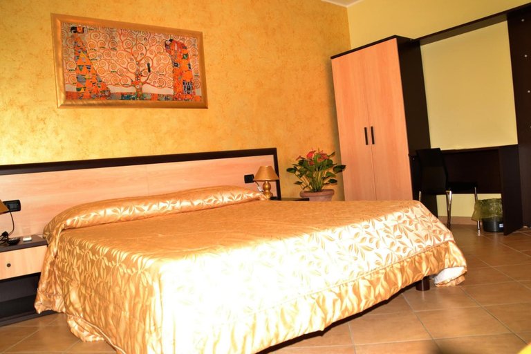 Bedroom 4, La Baia Del Lago, Viterbo