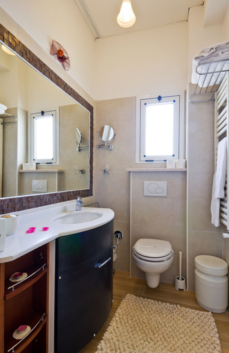Bathroom 4, Hotel Estate, Rimini