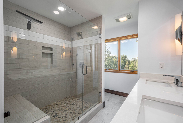 Bathroom 3, Waterfront Greens Chalet, Garrett