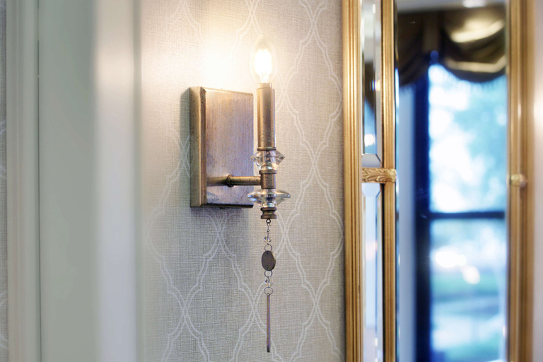 Bathroom 5, The Drake, Cook