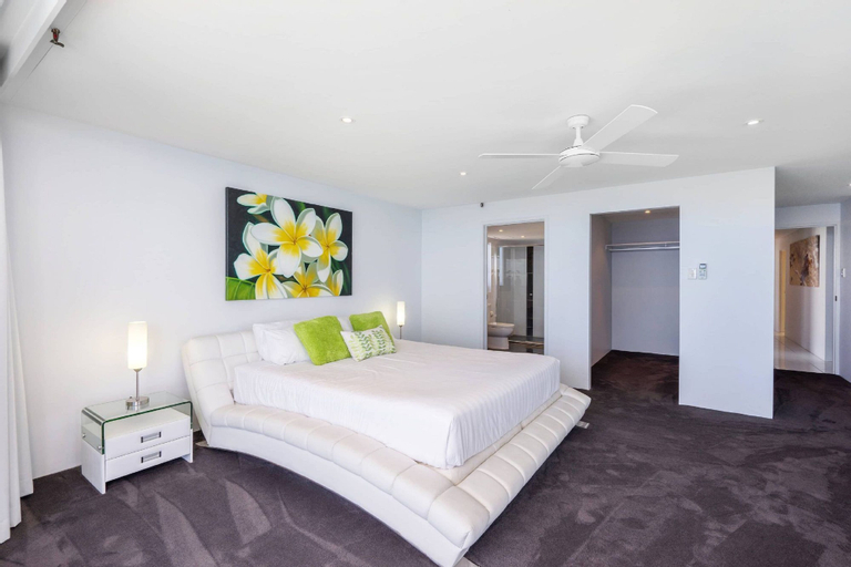 Bedroom 4, Surfers Aquarius, Gold Coast