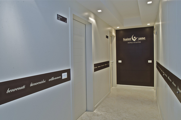 Others 5, Design Suite Tirano, Sondrio