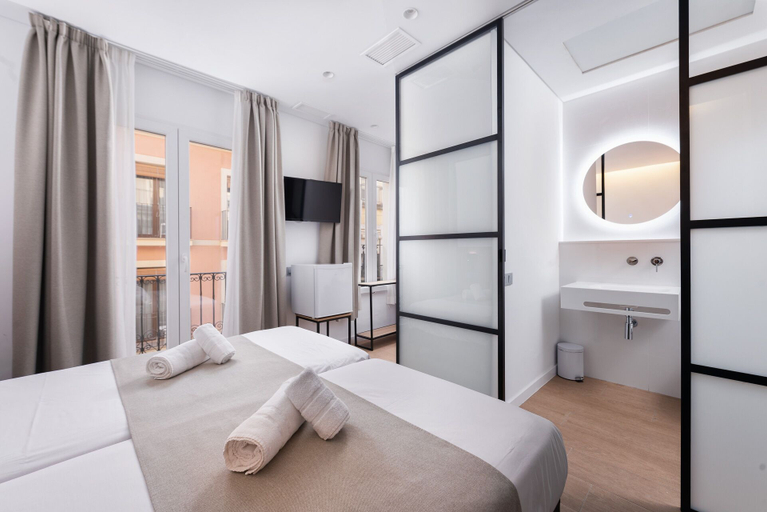 Bedroom 1, VIL5 by Be Alicante, Alicante