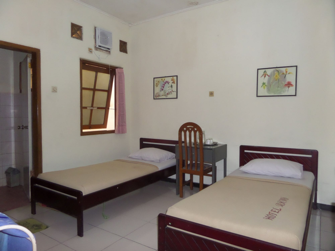 Bedroom 28