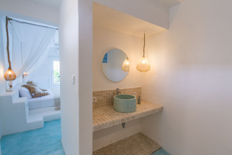 Bathroom 4, Guru Canggu, Badung