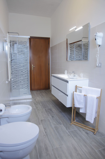 Bathroom 5, Hotel San Germano, Frosinone