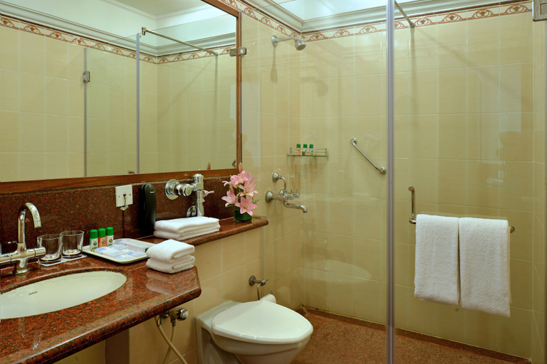 Bathroom, JP Cordial, Bangalore