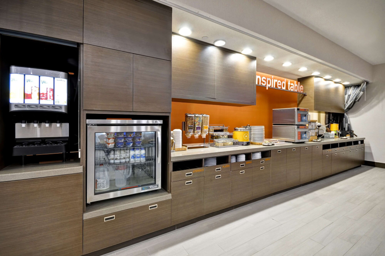 Food & Drinks 5, Home2 Suites Mt. Juliet, TN, Wilson