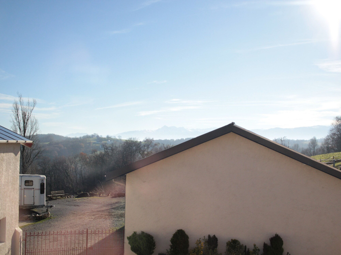 Exterior & Views 2, Chez Juliette Maison Gîte, Pyrénées-Atlantiques