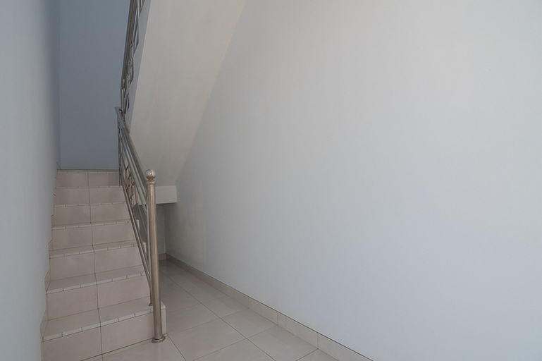 Others 5, RedDoorz Plus near Alun Alun Kuningan, Kuningan