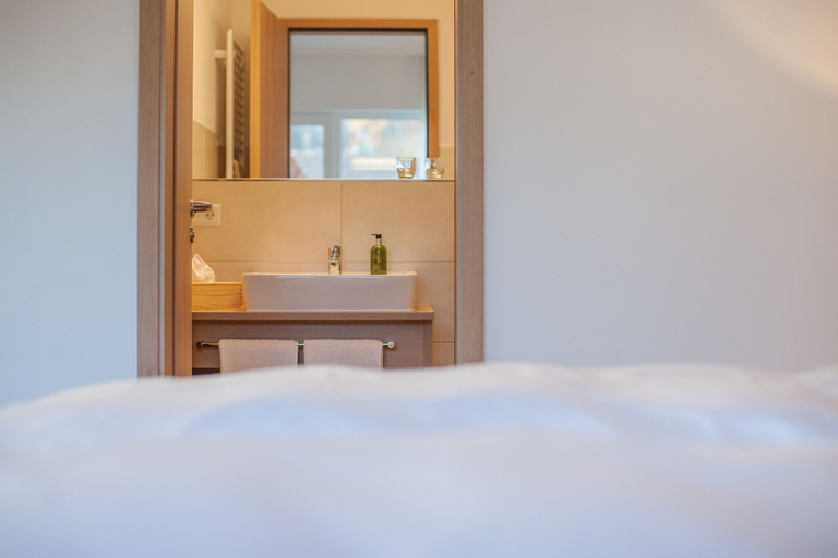 Bedroom 3, Pflugwirts Hotel und Gasthaus, Ortenaukreis