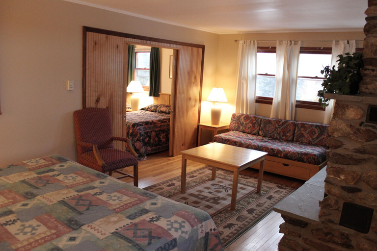 Others 5, Nootka Lodge, Grafton