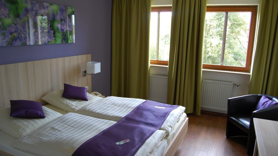 Bedroom 3, Wildkräuterhotel, Ansbach