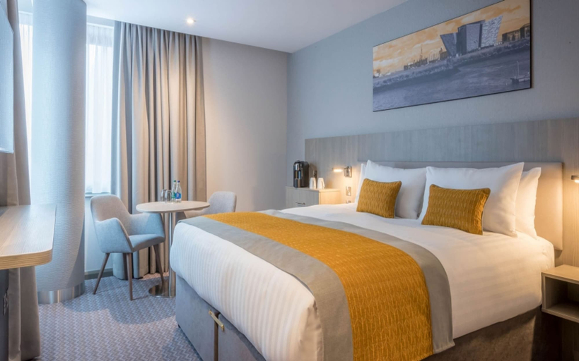 Bedroom 3, Maldron Hotel Manchester City Centre, Manchester