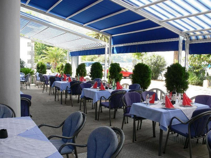 Food & Drinks 4, Guesthouse Aurora, Trpanj