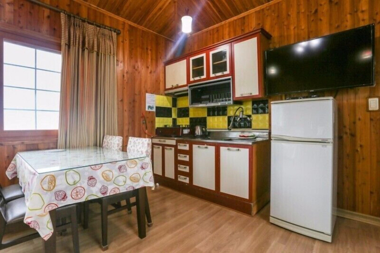 Others 5, Billions Motel, Gangneung