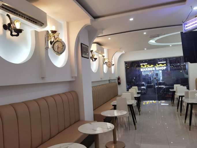 Food & Drinks 5, Alrayyan Hotel Apartments, Seeb
