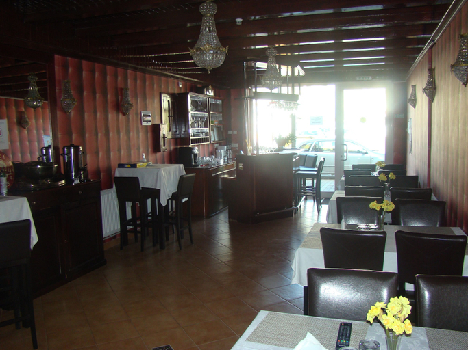 Food & Drinks 5, Crown Royal Pensiune, Alba Iulia