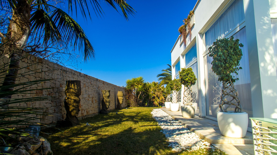 Exterior & Views 2, Plenilunio Beach House, Bari