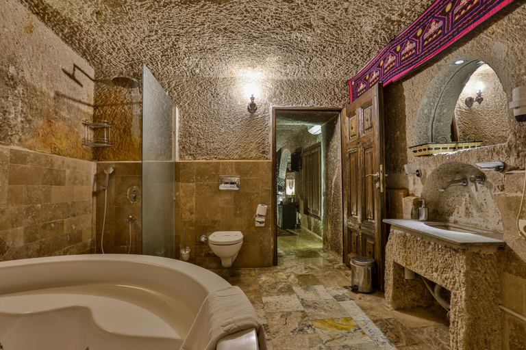 Bathroom 5, Hidden Cave, Nevşehir