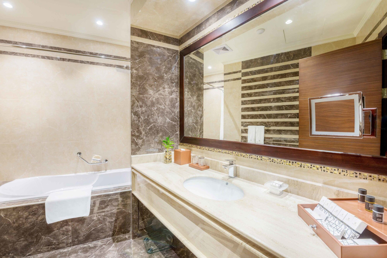 Bathroom 4, Bayat Hotels