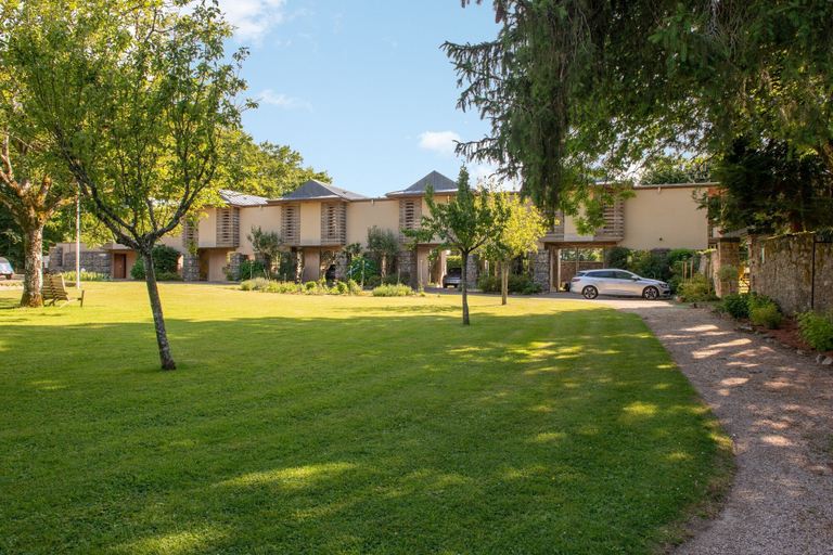 Exterior & Views 2, Le Manoir du Lys, Orne