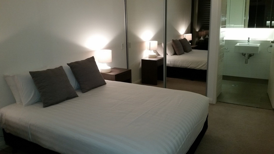 Bedroom 2, Wyndel Large Two Bedroom, Sydney