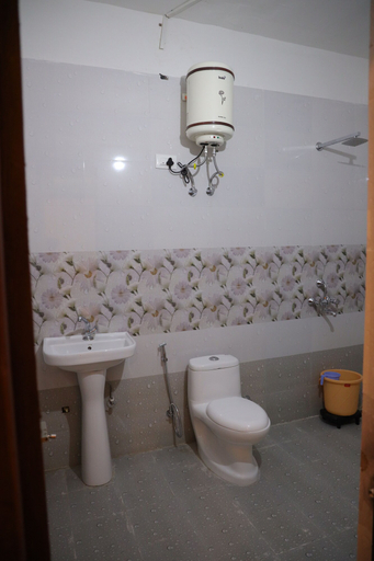 Bathroom 4, Winter Mountain Resort, Ajmer