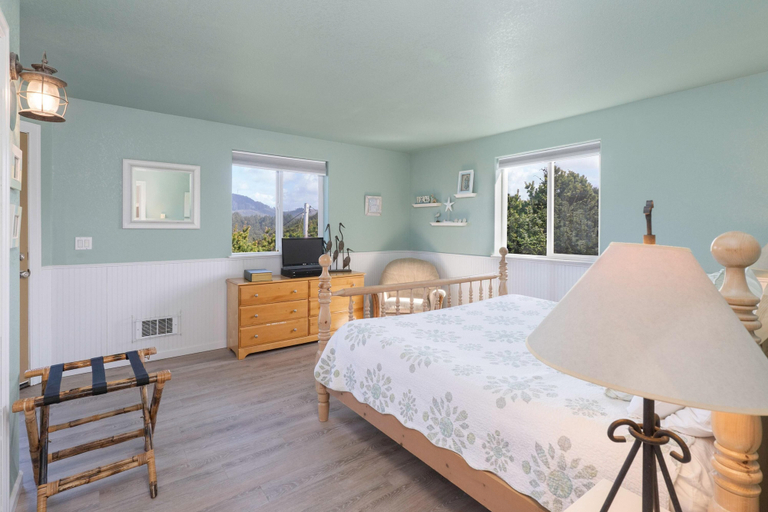 Bedroom 3, Beverly Beach Overlook, Lincoln
