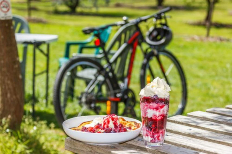 Food & Drinks, Discovery Parks - Mount Buffalo, Alpine - East