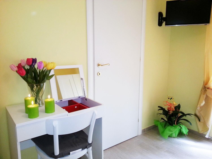 Others 5, Magna Cura Guest House, Rome