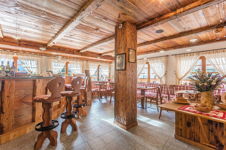 Food & Drinks 5, Lo Scoiattolo Hotel, Aosta
