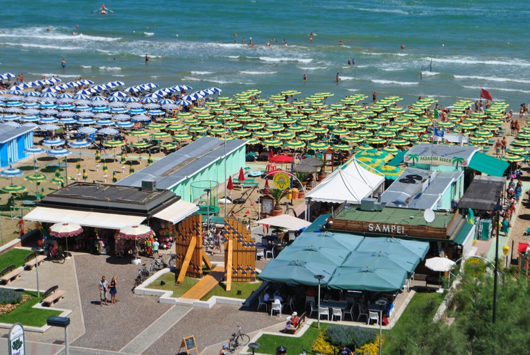 Exterior & Views 2, Hotel Rossini, Pesaro E Urbino