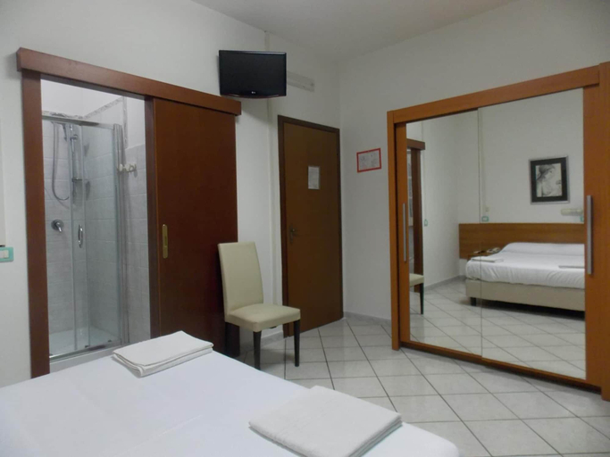 Bedroom 3, Hotel Villa dei Butteri, Latina