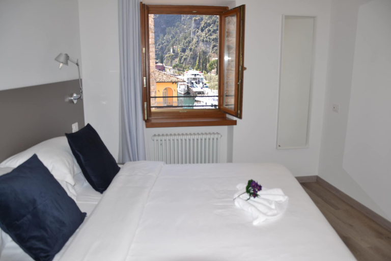 Bedroom 2, RivAppartamenti, Trento