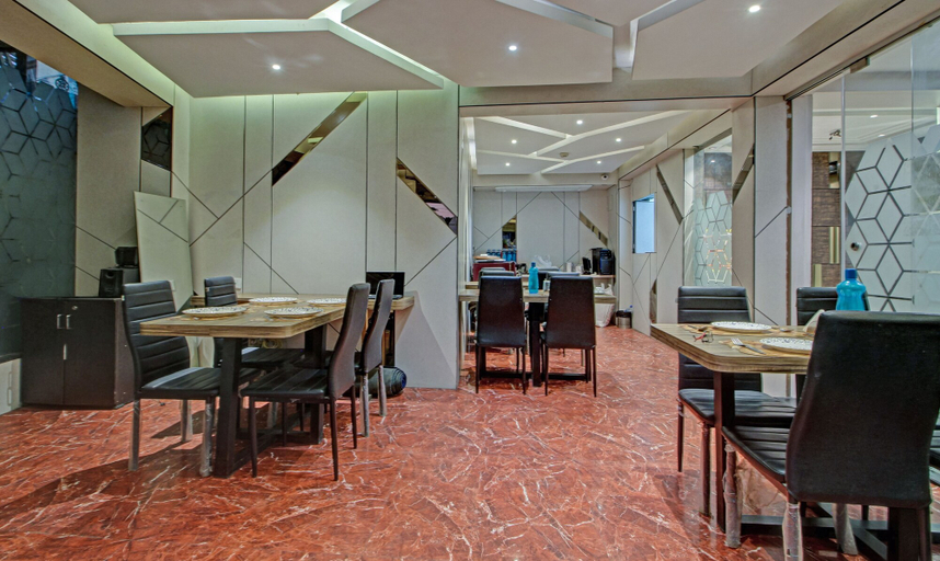 Food & Drinks 3, Treebo Glassotel Near Ruby Hospital, South 24 Parganas