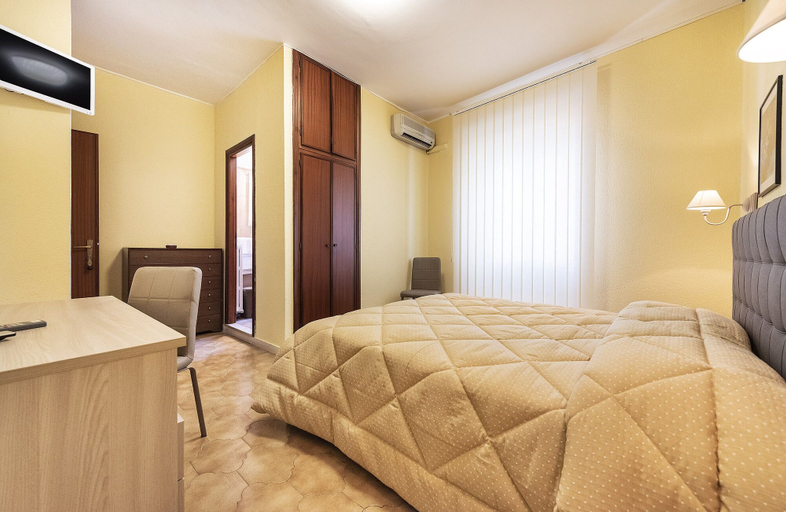 Bedroom 3, Hotel Aurelia, Viterbo