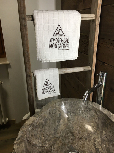 Bathroom 4, Atmosphere di Montagna, Trento