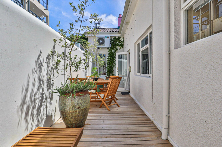 Others 4, Beaumont Cottages 2 by CTHA, City of Cape Town