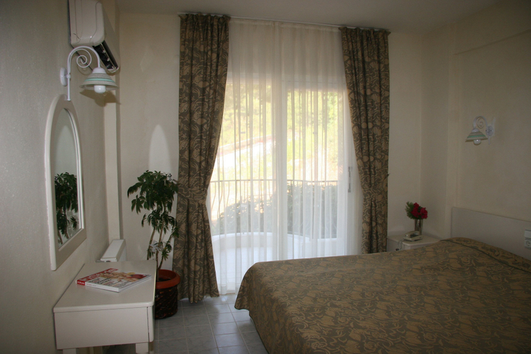 Bedroom 3, Life Apart, Marmaris