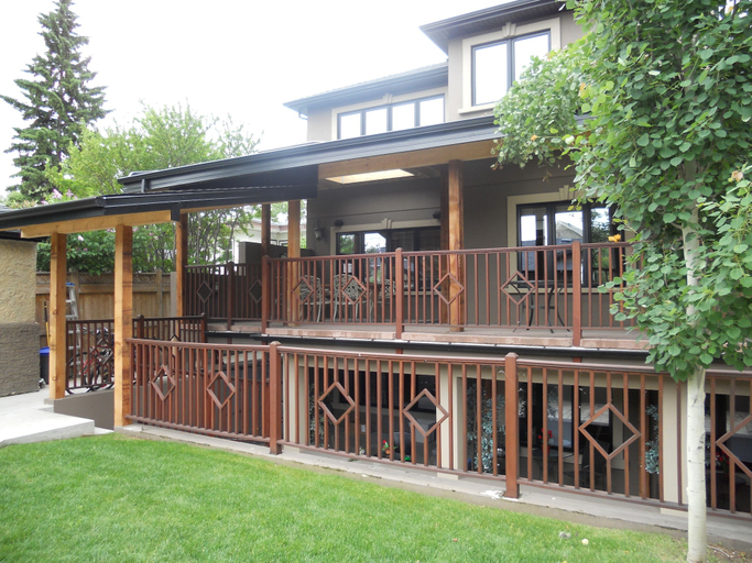Exterior & Views 2, Westmount River Inn, Division No. 6