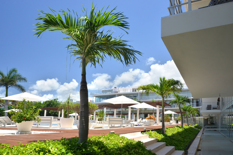 Exterior & Views 2, Magia Beachside Condo, Cozumel