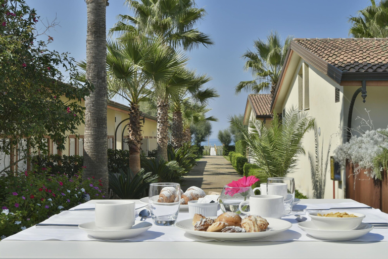 Food & Drinks 5, Paestum Inn Beach Resort, Salerno