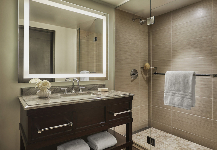 Bathroom 5, Four Seasons Hotel Austin, Travis